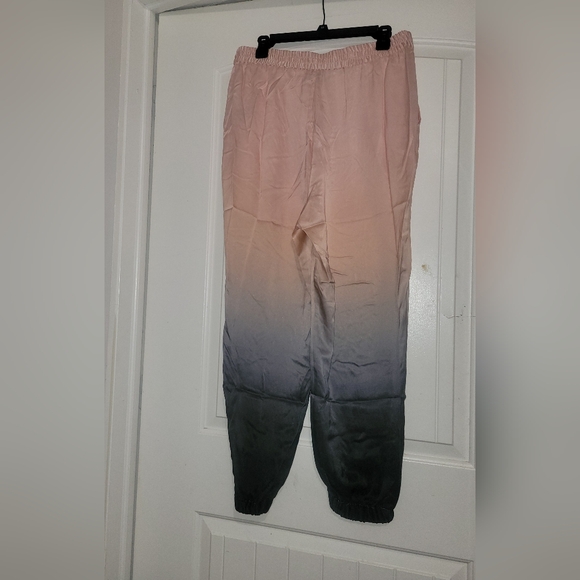 Badgley Mischka 100% Mulberry Silk Pink/Gray Ombre Joggers NWT size L - Picture 3 of 6